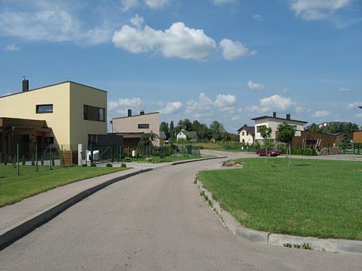 Noreikiškių kaimo kvartalas (V. ir P. Karvelių g., Ugnies g., Vaivorykštės g.)
