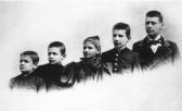 Visi Ivanauskų vaikai. Antras iš kairės – Tadas. 1897m.