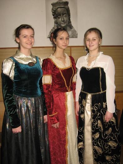 XVI-XVII amžiaus kostiumai